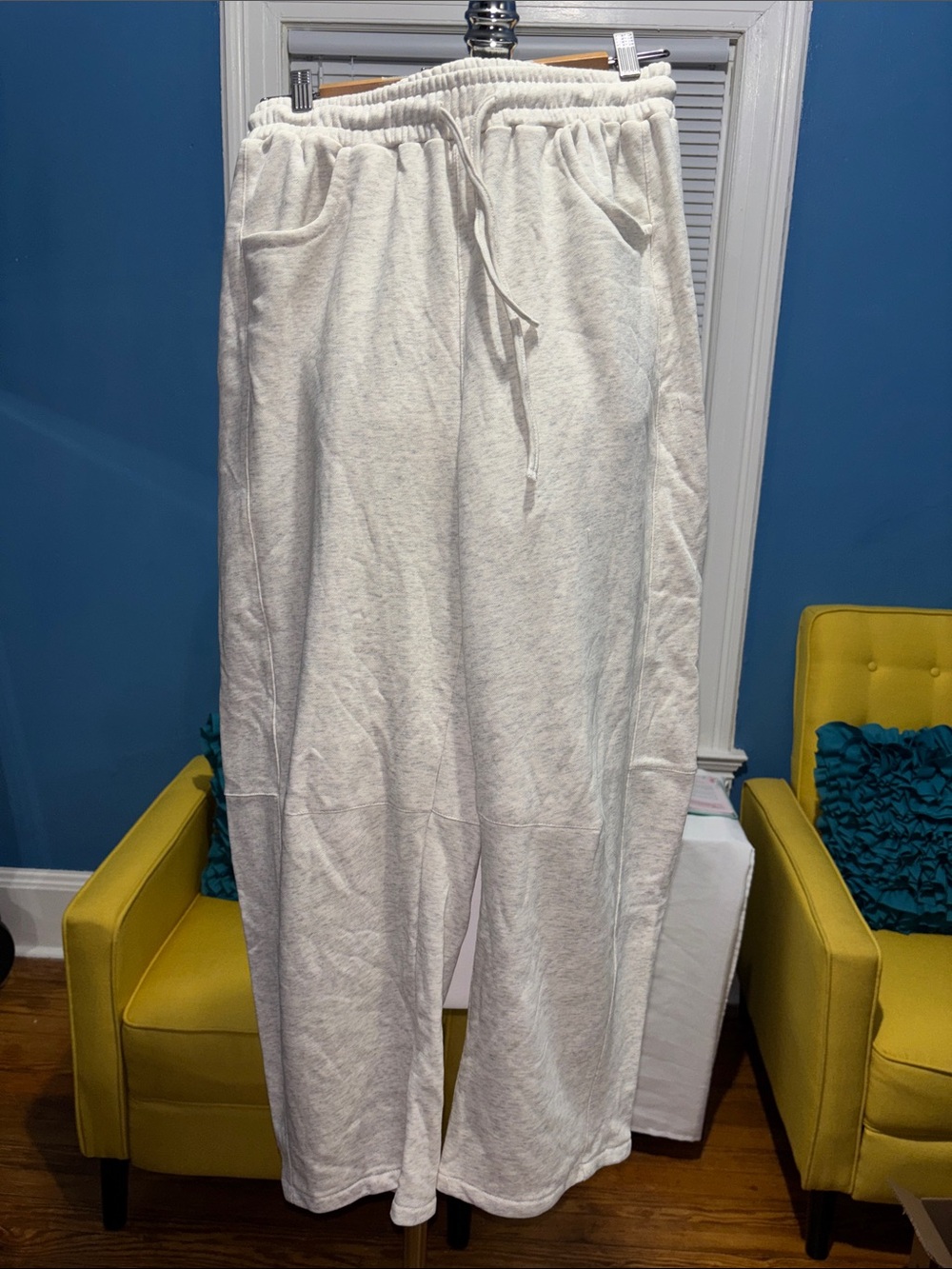 Women's Cream Wide-Leg Drawstring Sweatpants